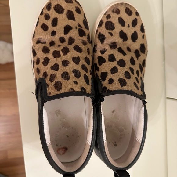 Marc by Marc Jacob size 7 leopard slip on calf hair sneakers - Picture 2 of 6
